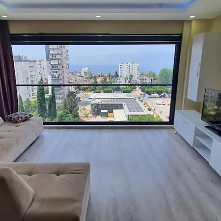Apartmán Deniz Manzarali Havuzlu Ultralueks Antalya